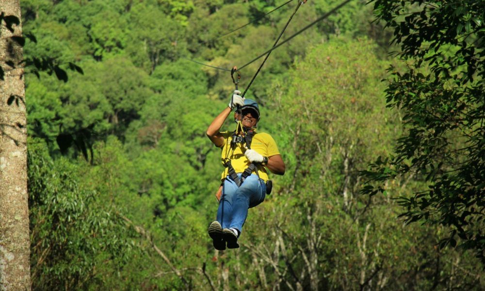 14B22CCC-24E3-4014-9940-2B3C5ACF3A66